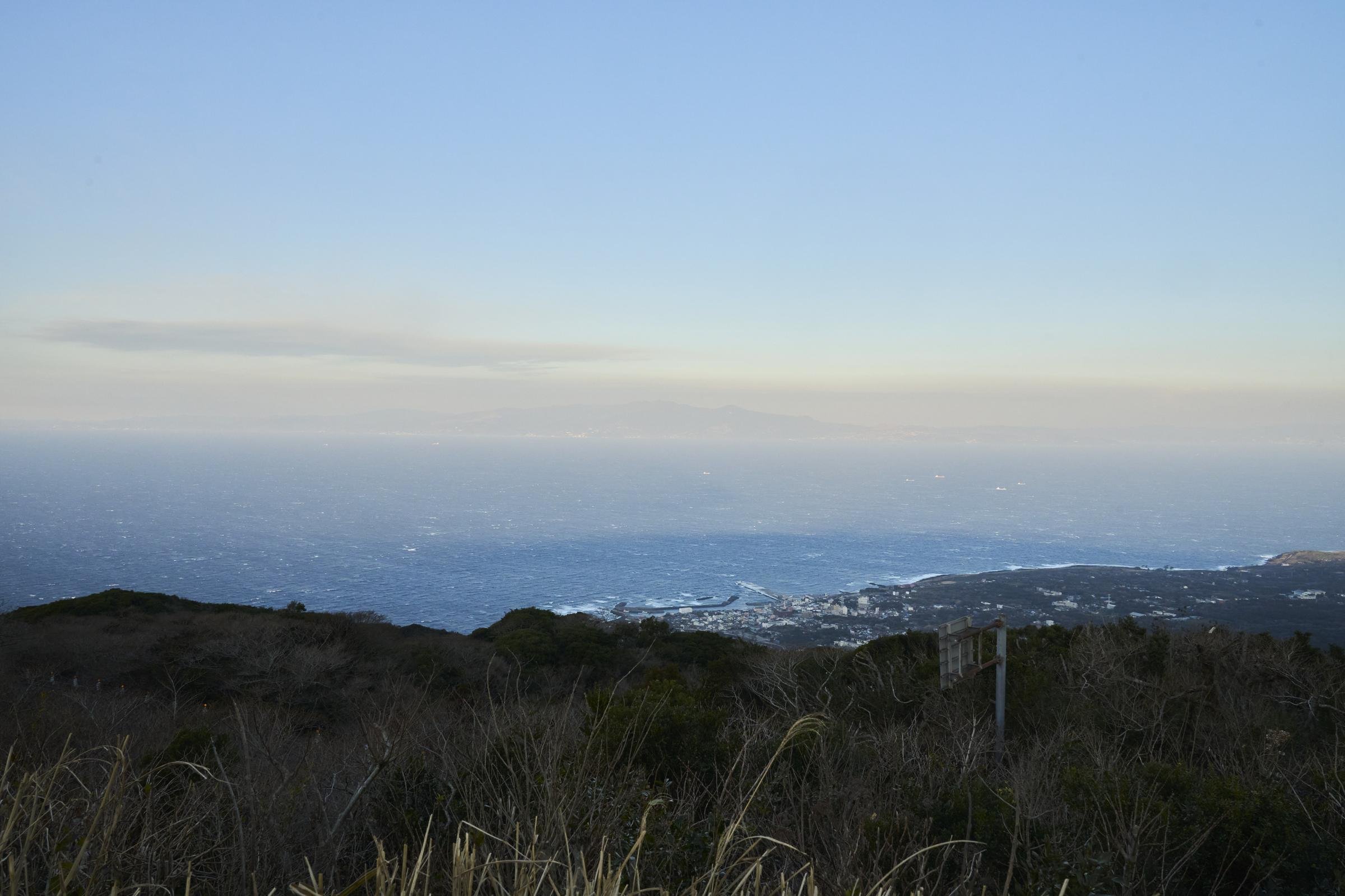三原山から一望する伊豆半島