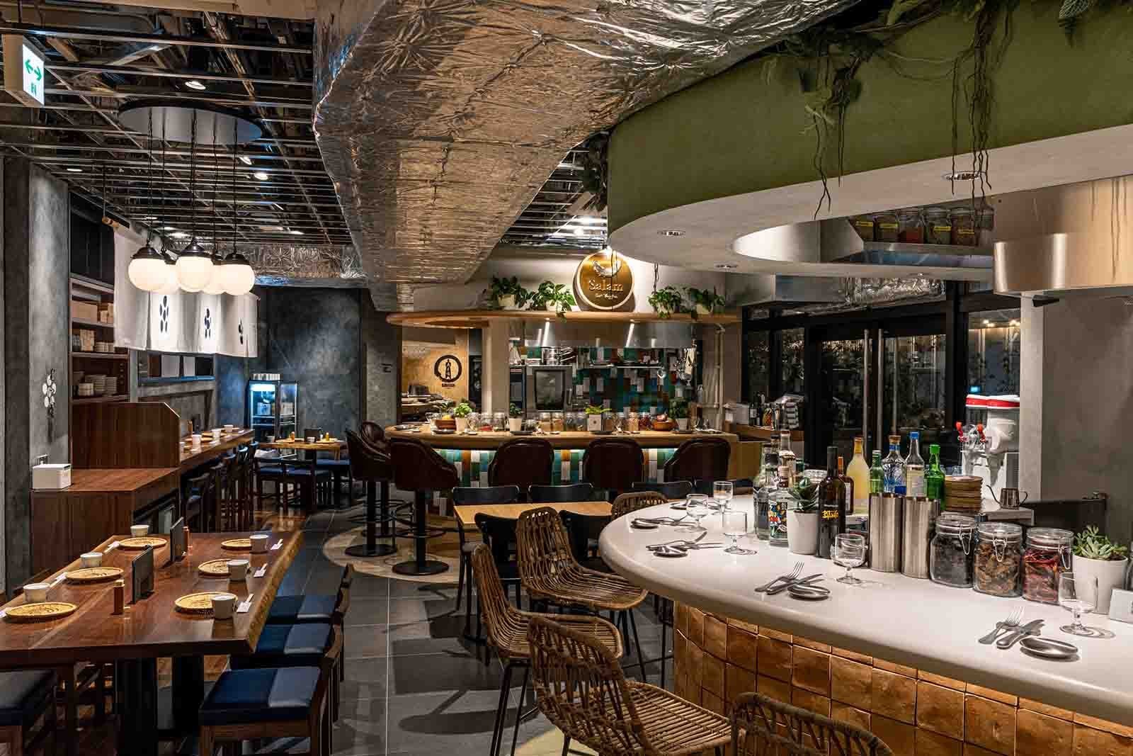 2_1F_the restaurant02.jpg