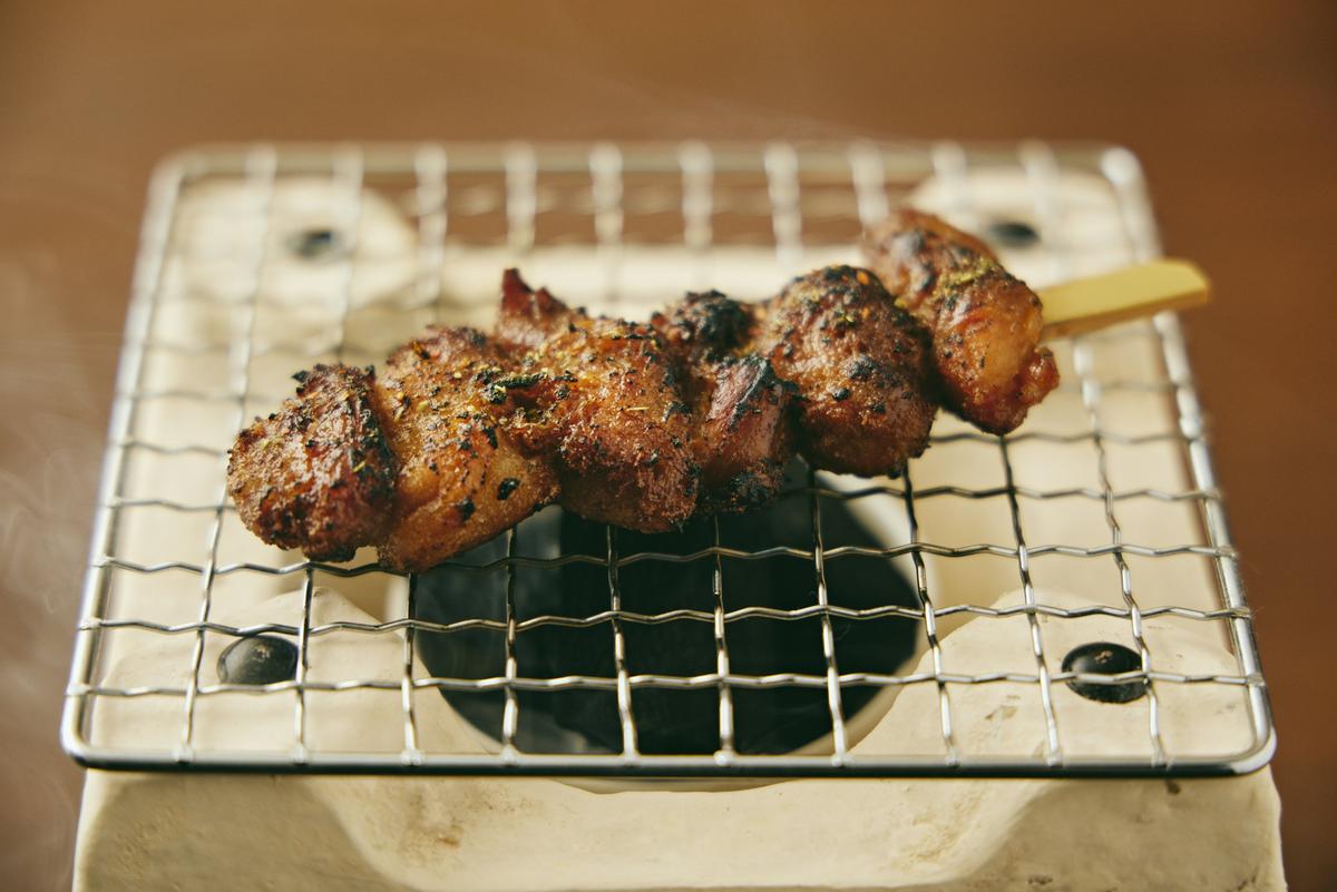 Vegan yakitori (grilled chicken) served at the pop-up event.　Art Direction / NORIAKI TANIMURA　Photography / HIROSHI TAKIGAWA