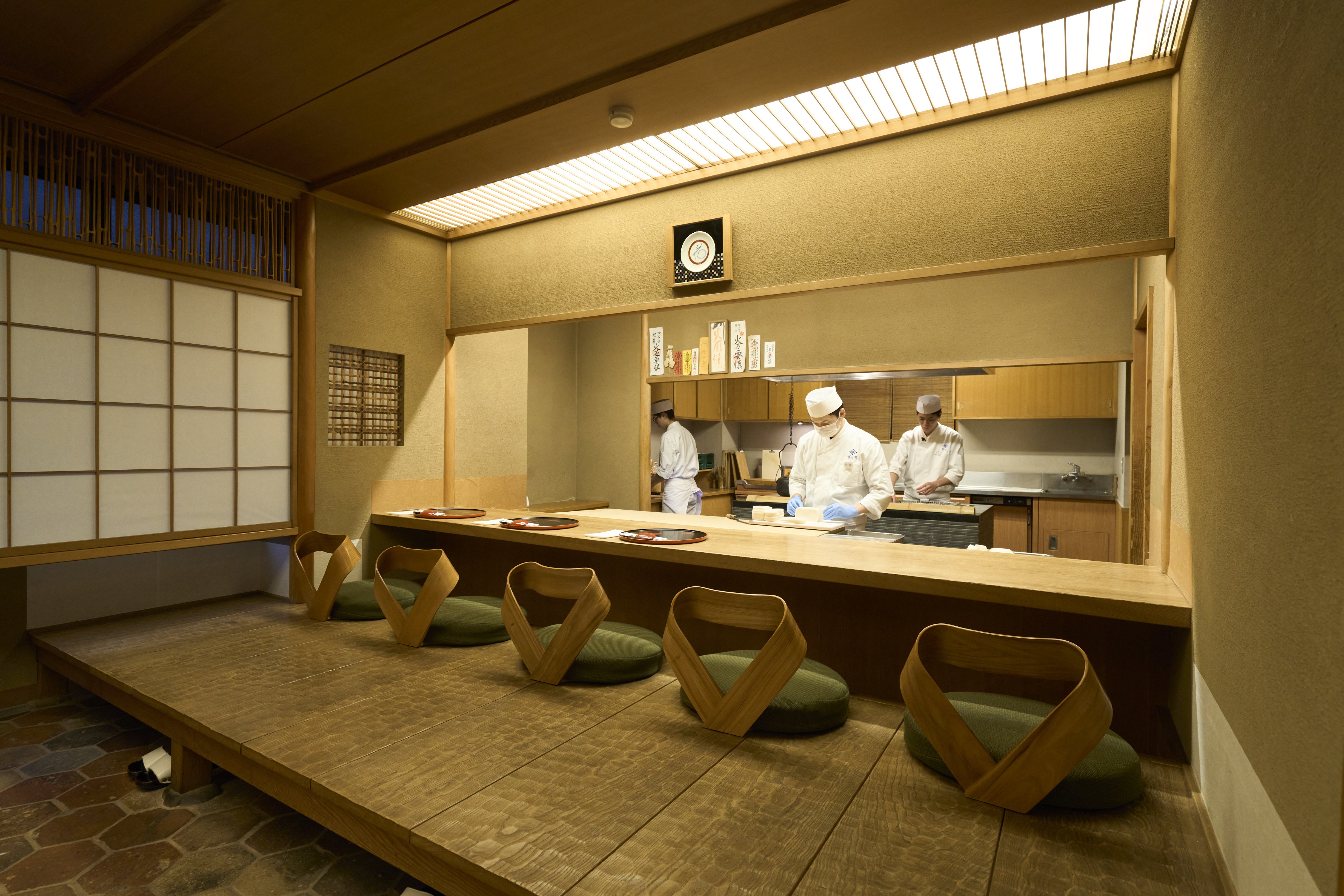 A smaller counter seating area