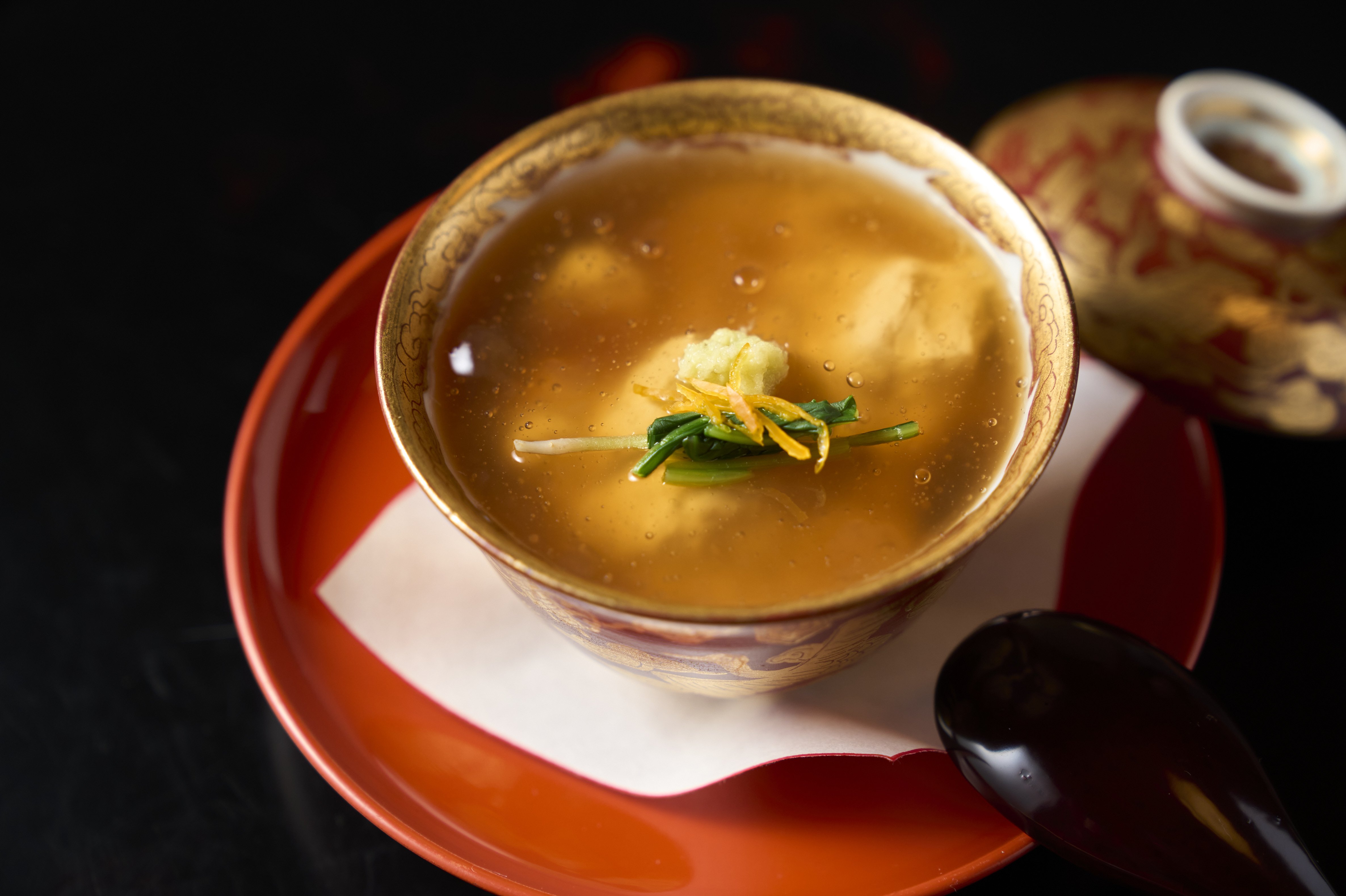  The choko dish: steamed citrus and vegetables with red rice on the bottom