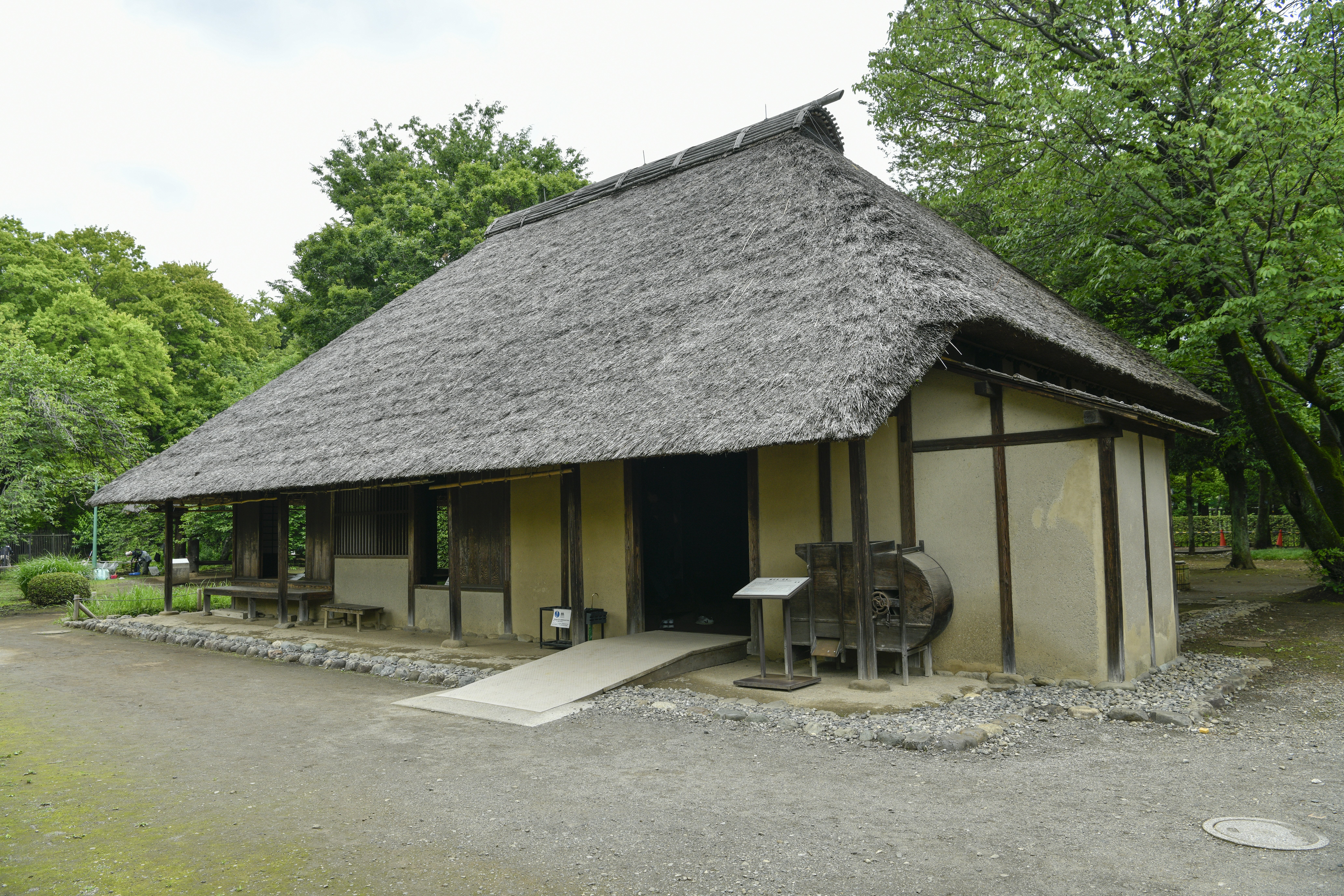 The farmhouse of the Tsunashima family, built in the mid-Edo period.