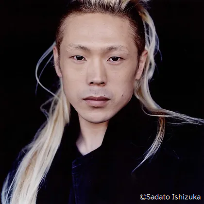 森山開次(c)Sadato Ishizuka.png