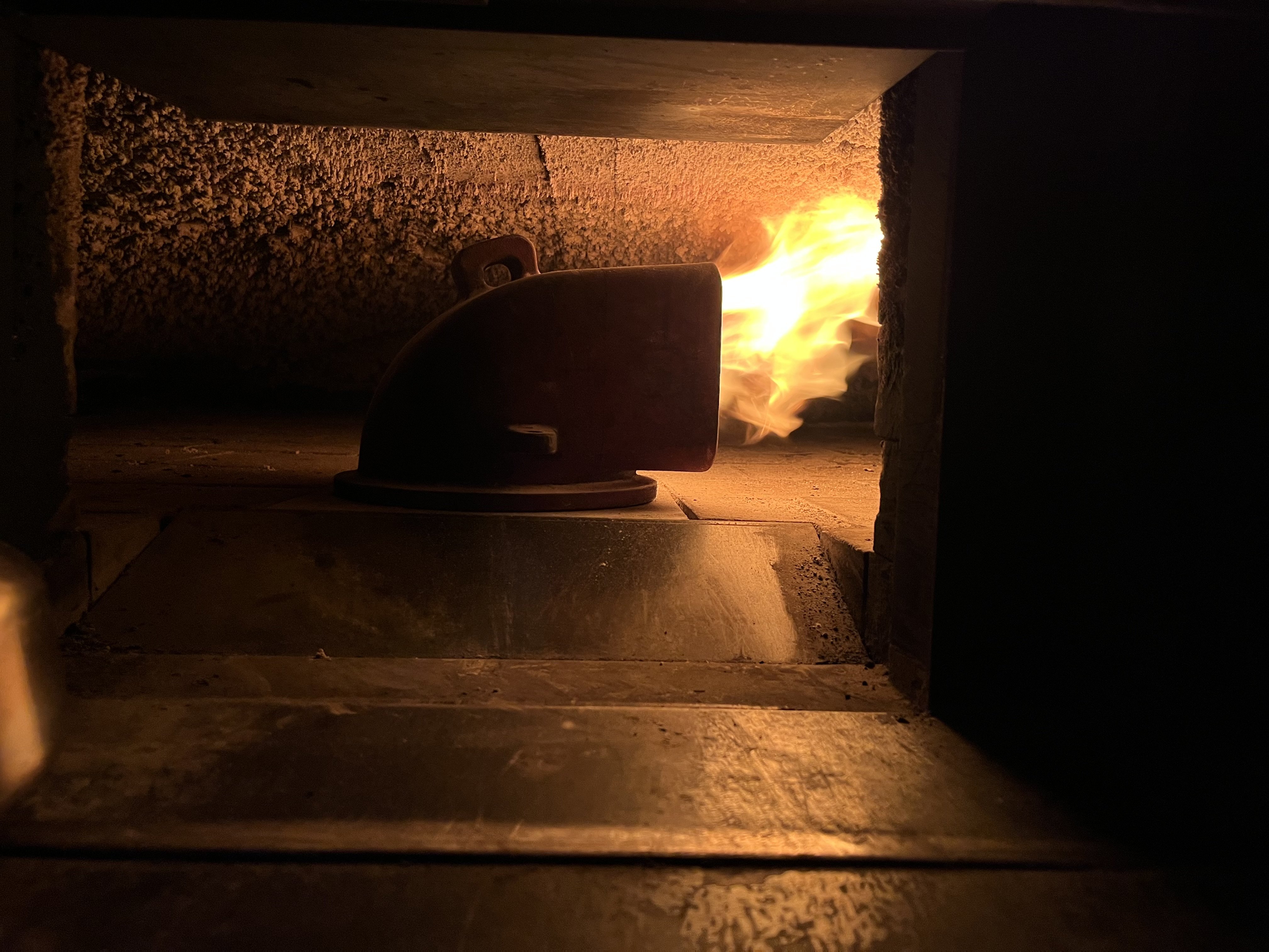 The oven heats to about 400 degrees Celsius. Photo: courtesy of Panya Shiomi