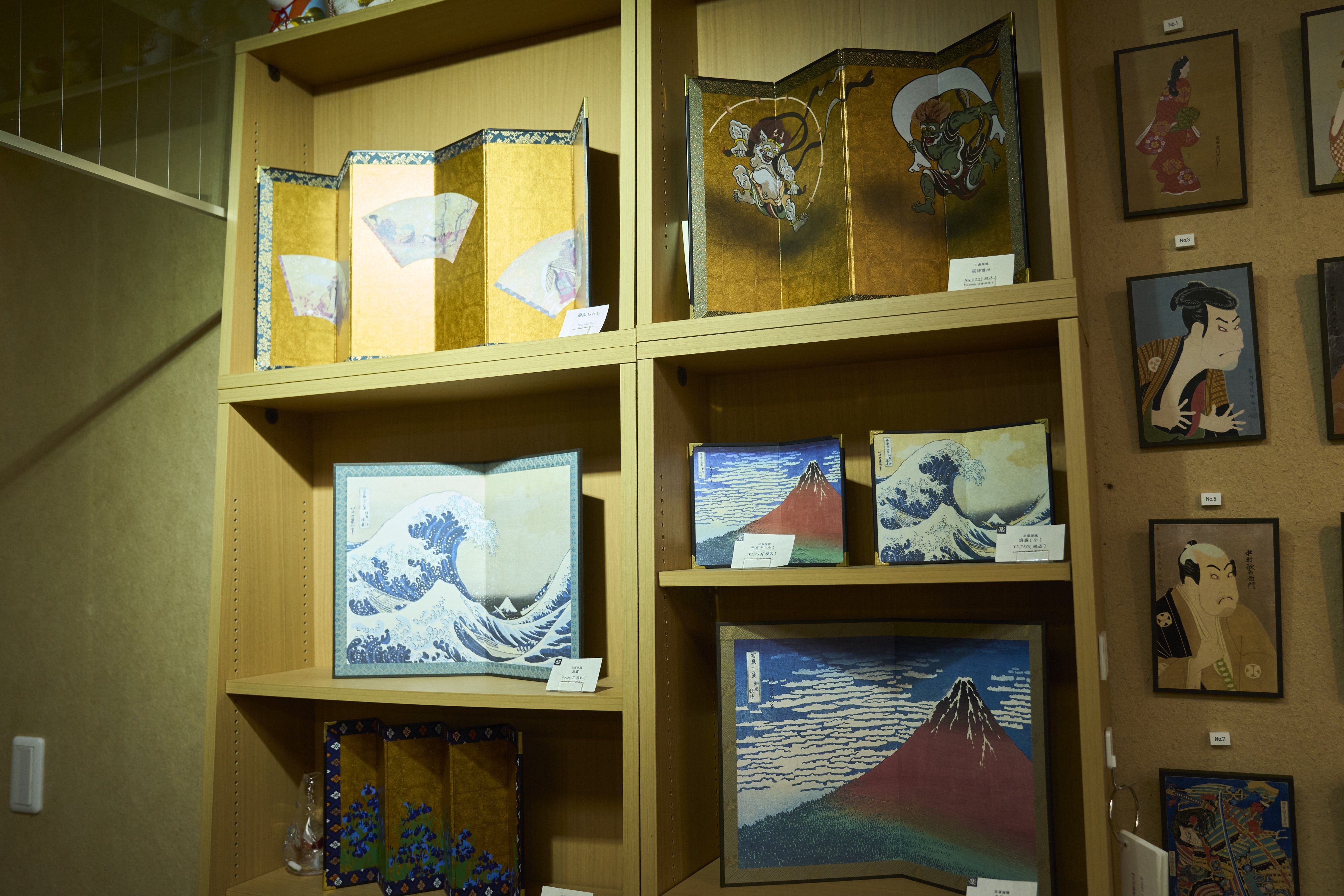 Many works also feature ukiyo-e as their subject.