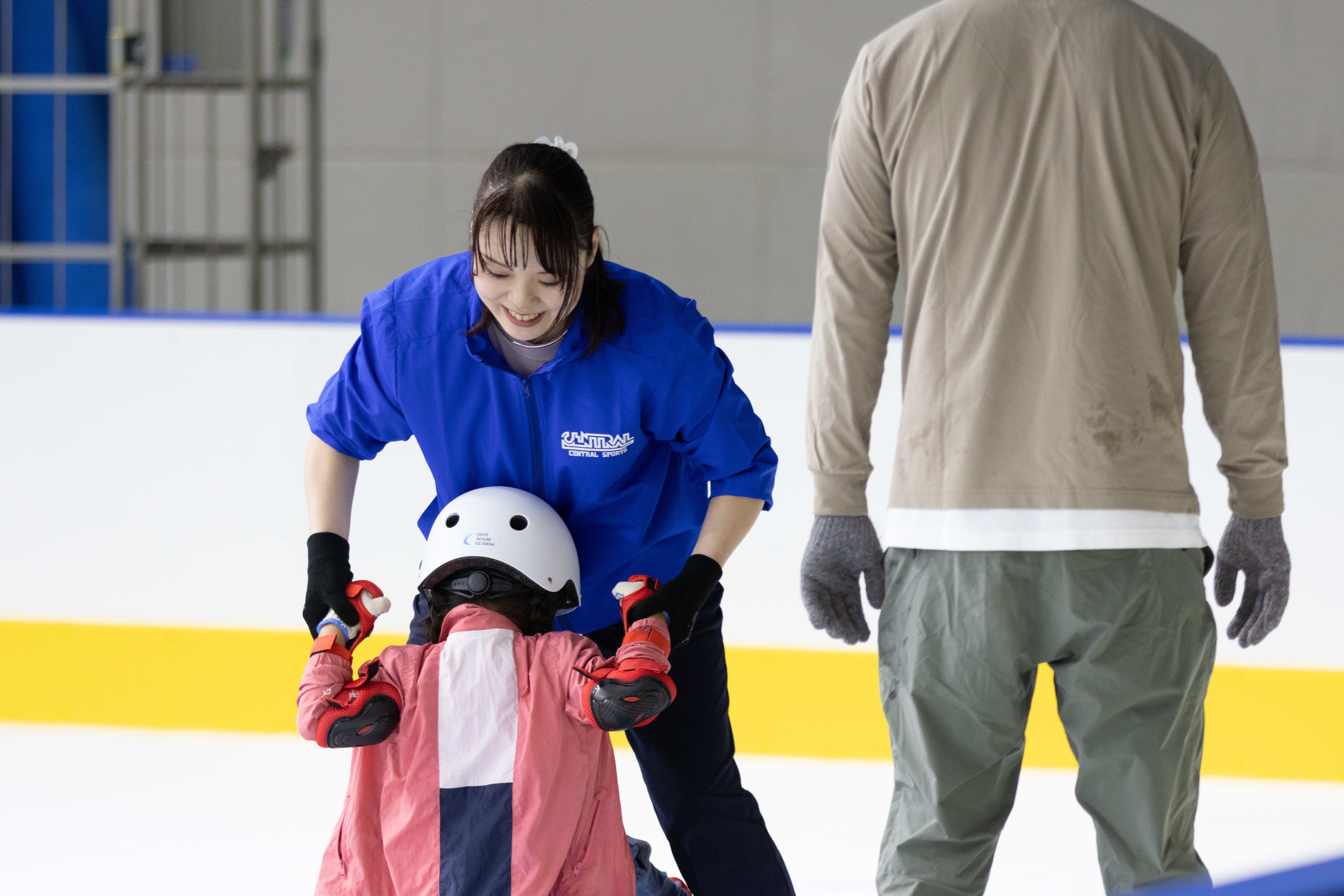 A scene from the opening-day ice sports activities. Photo: courtesy of Central Sports Co., Ltd.