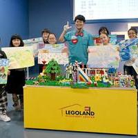 A Future Outlook for 2100 As Depicted by Childrenの画像