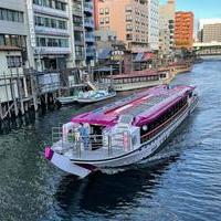 <em>Yakatabune</em> (Roofed Boat) Powered by Biofuel Sails the Sumida River in Tokyoの画像