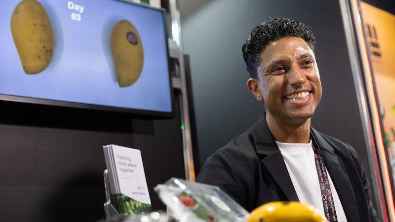 Turning Toward Nature to Harness a Technology for Delaying Fruit Spoilage&mdash;and Helping Reduce Food Waste