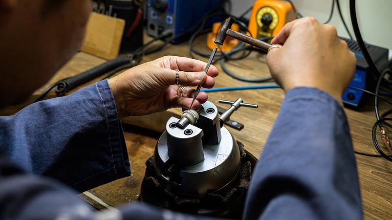 Breathing New Life Into Old Things&mdash;Jewelry Sashou: The Art of Chokin Connecting Memories